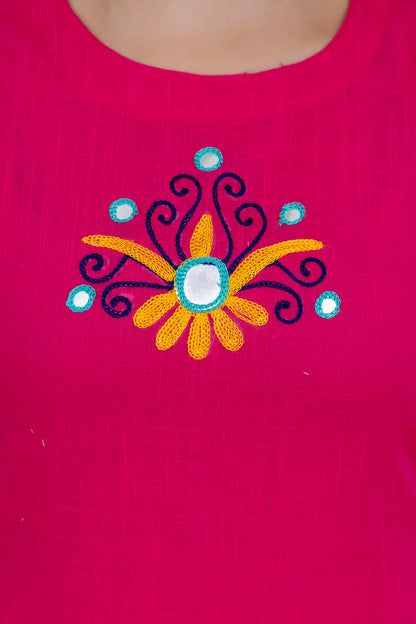 Pink embroidery sleeveless kurta pant set