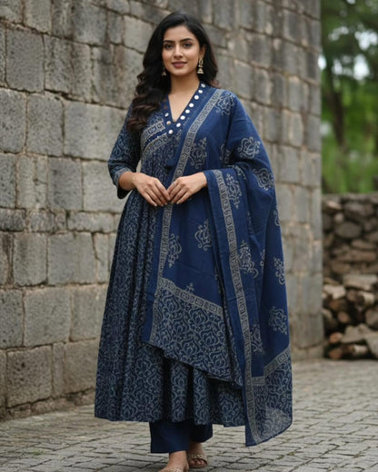 anarkali kurta pant or dupatta  set with original mirror work