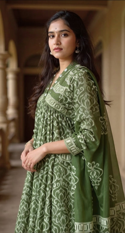 anarkali kurta pant or dupatta  set with original mirror work