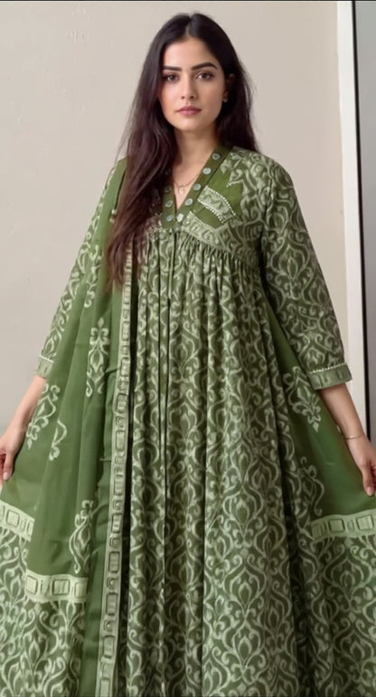 anarkali kurta pant or dupatta  set with original mirror work