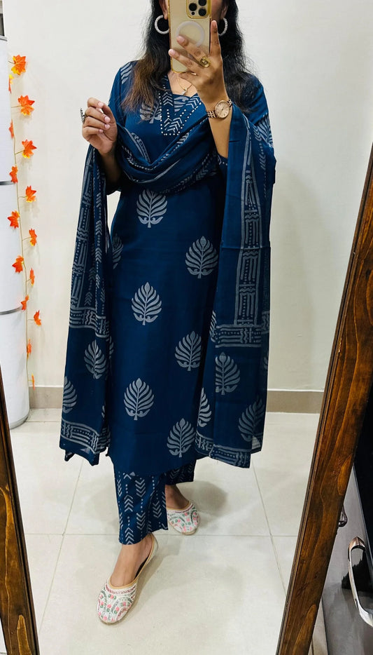Cotton Beautiful kurti pant dupatta set
