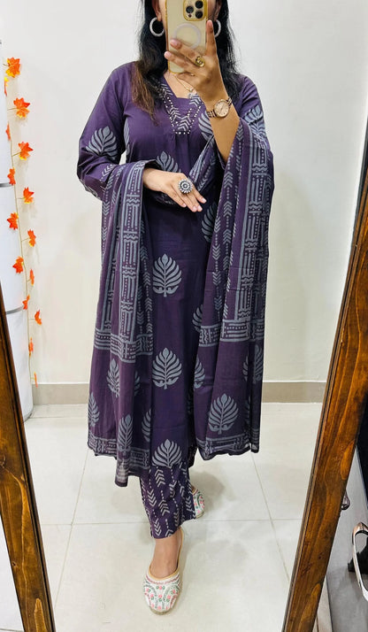 Cotton Beautiful kurti pant dupatta set