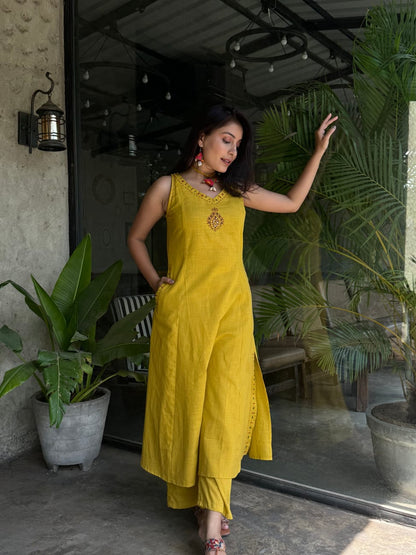 KOMAL EMBROIDERY WORK A LINE KURTI PANT SET